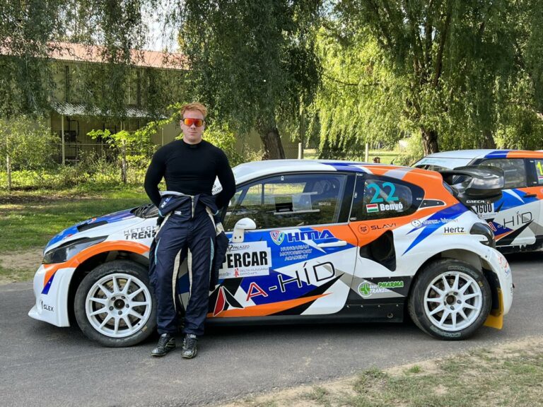 Benyó Máté lett az év újonca a rallycrossban