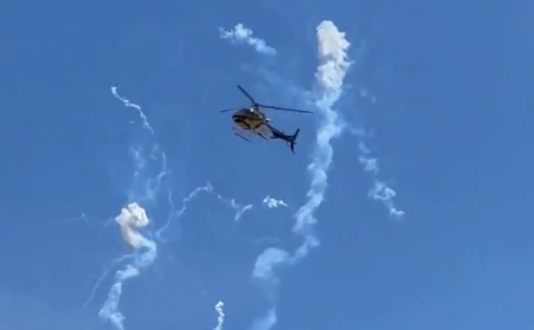 Eltalálták a helikoptert – elképesztően közel volt a tragédia az F1-es Amerikai Nagydíjon (videó)