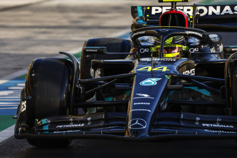 Sorsdöntő év jöhet a Mercedesnek – ha jövőre nem lesznek jók, 2026 előtt nem verik meg a Red Bullt?