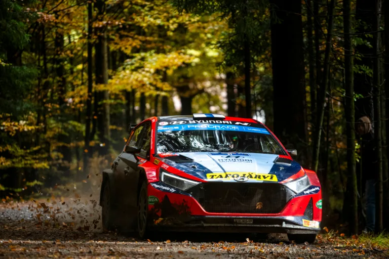 Sajtó: Loubet vissza, Lindholm és Mikkelsen előre lép?
