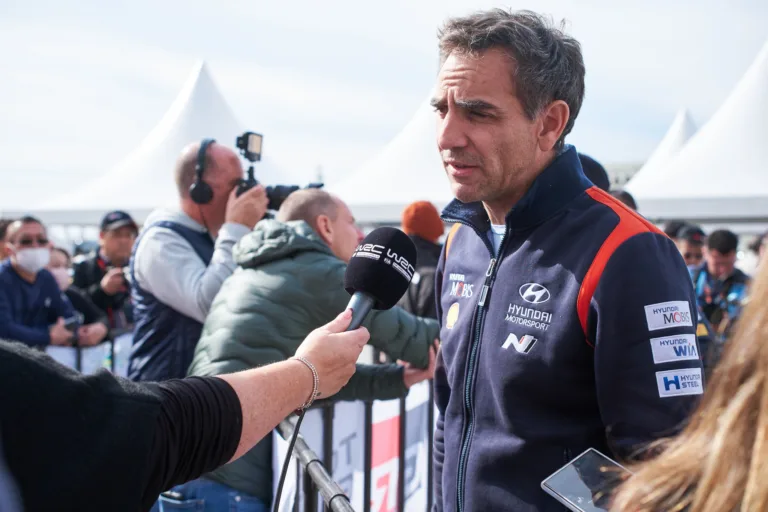 Abiteboul: A Japán Rally tükrözte az egész szezonunkat, de idén többet vesztettünk a vb címeknél