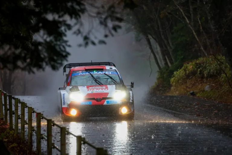Ogier: Nevetséges, hogy több millió eurós autókban nem lehet megoldani a párásodást