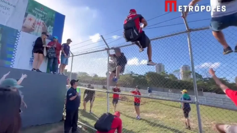 „Elfogadhatatlan” – így törtek be a pályára a szurkolók az F1-es Brazil Nagydíjon (videó)