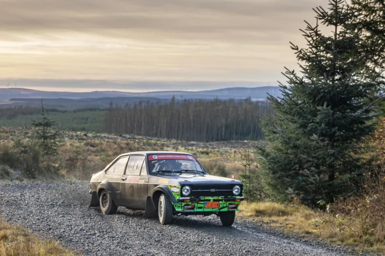 Folytatódtak a drámák a R.A.C. Rallyn, Oliver Solberg is kiesett