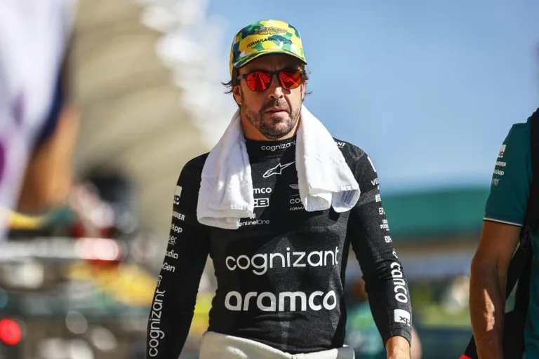 Alonsónak sem jár kedvezmény, 1,3 milliárd forintnyi összeget fizet az F1-es zseni hiperautójáért