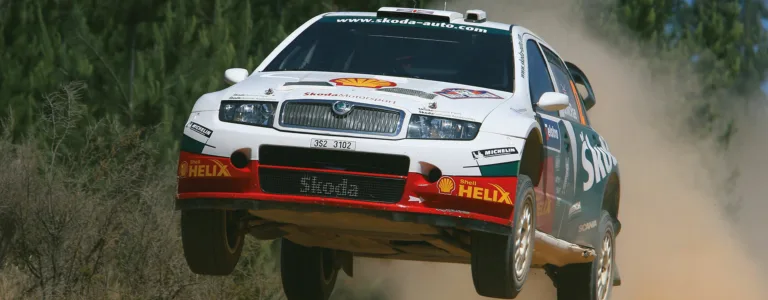 A rallytörténelem ritka darabja: Colin McRae Skodája