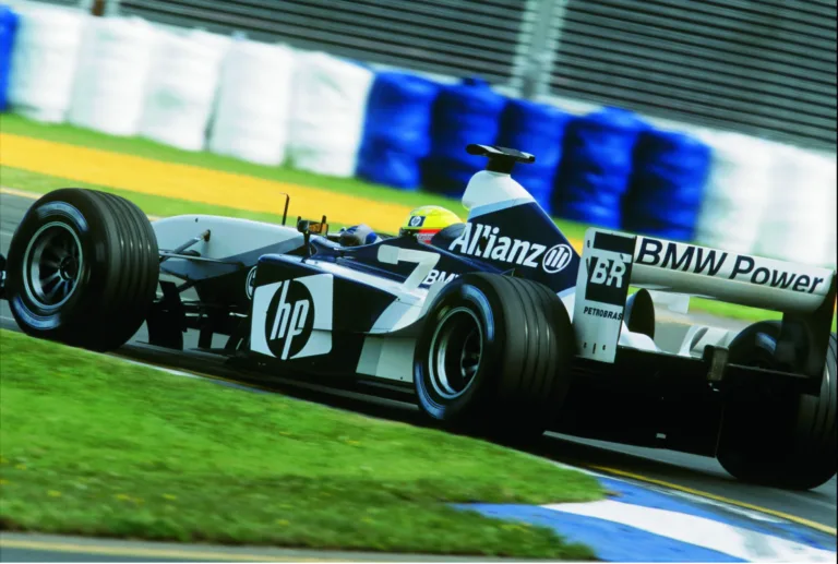 BMW motoros Minardi? – úgy átverte az ex F1-es pilóta a csapatfőnököt, hogy az vállalati titkokat adott ki