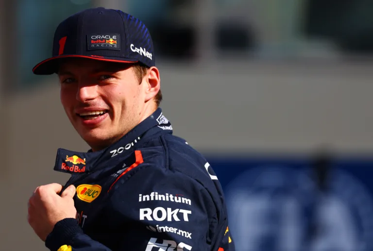 A riportert is lenyűgözte, hogy sikerei ellenére Verstappen mennyire két lábbal áll a földön