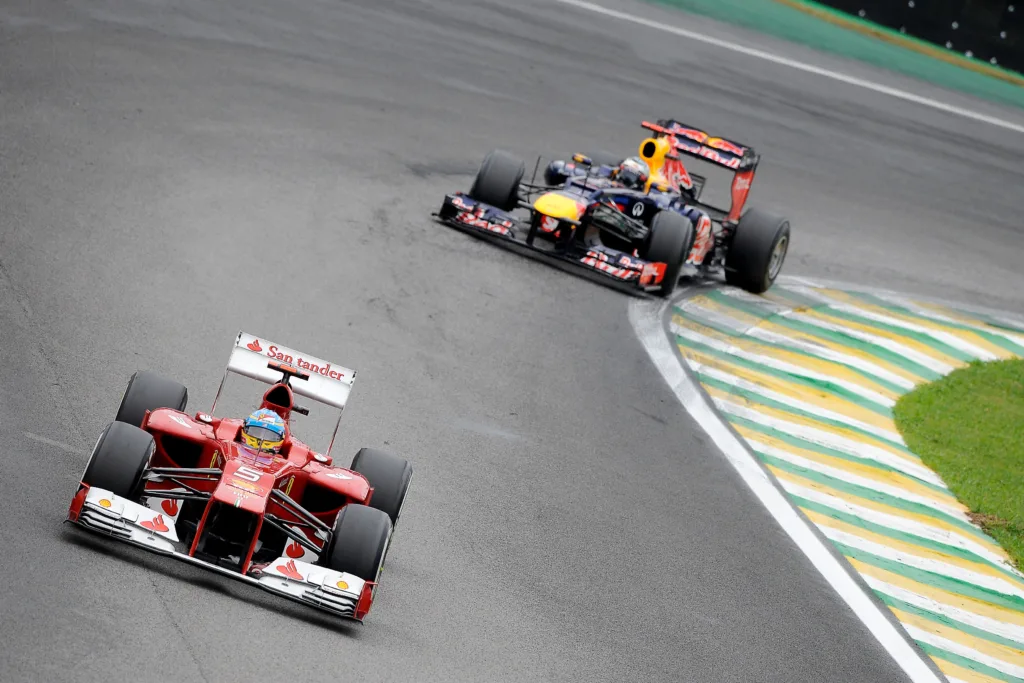 Fernando Alonso, Ferrari, Sebastian Vettel, Red Bull, Brazil Nagydíj, 2012