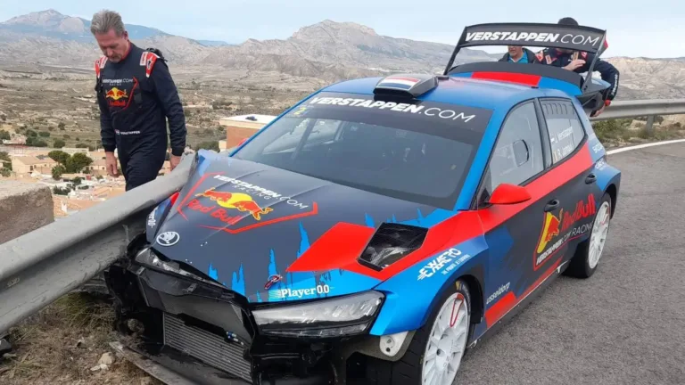 Jos Verstappen összetörte Rally2-es Skoda Fábiáját (videó)