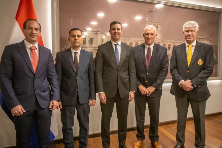 Paraguay elnökével tárgyalt a WRC Promóter 