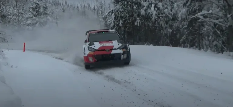 Mégsem csak a múzeumba készült az élesben soha be nem vetett 2021-es Toyota Yaris WRC?