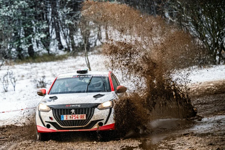 Zagyva Lajos három defekttel kezdte a Mikulás Rallyt