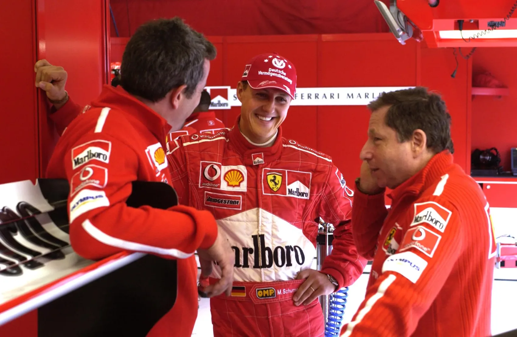 Michael Schumacher, Nigel Stepney, Jean Todt, Ferrari, 2003