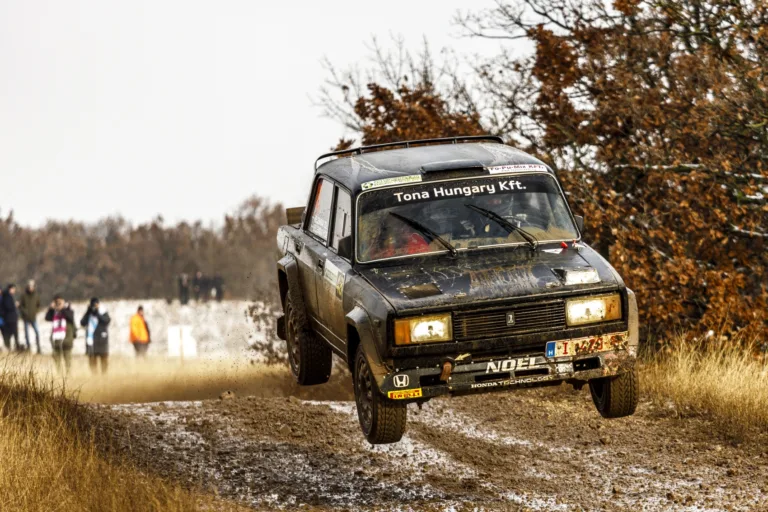 Az extrém körülmények ellenére is sikeres versenyt zárt a PSZA Motorsport a Mikulás Rallyn