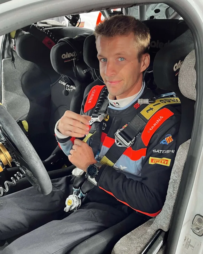 Jan Solans is bemutatta Rally2-es Toyotájának festését