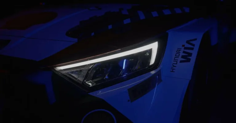 A Hyundai a Rally1-es, a Citroen a Rally2-es autóját mutatta be