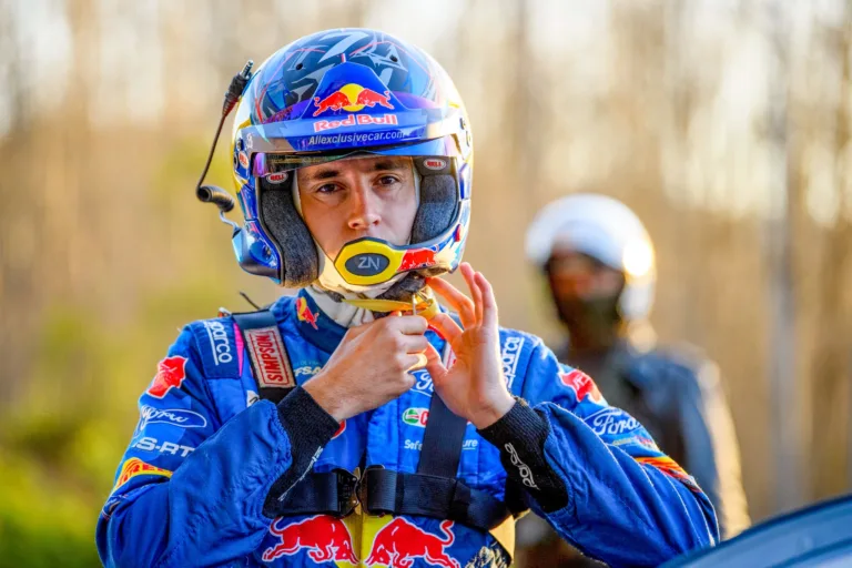 Loubet új navigátorral indul 2024-es versenyein