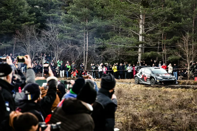 A szurkolók online felmérés segítségével mondhatják el véleményüket a WRC-ről