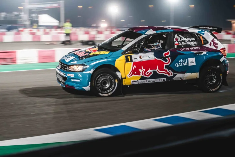 Ostberg szárnyal, mégis Al-Attiyah vezet a Katar Rallyn