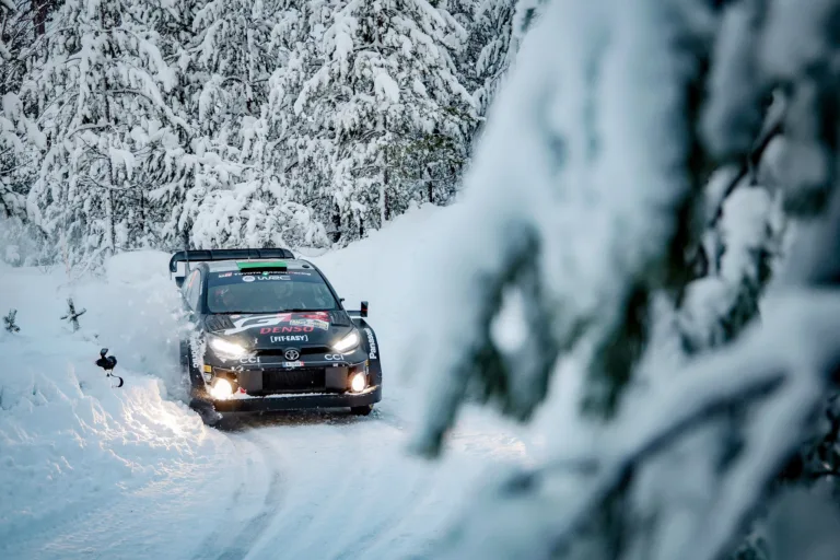 Rovanpera kezdett vasárnap legjobban, Evans már második a Svéd Rallyn