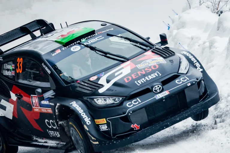 Evans vette át a vezetést vasárnap, Lappi a győzelem kapujában a Svéd Rallyn