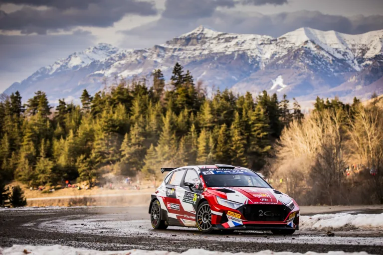 Nicolas Ciamin első Szafari Rallyjára készül