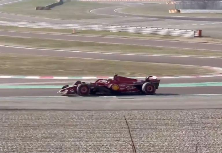 Már pályára is lépett a Ferrari új autója – ezt a célt tartották szem előtt a tervezésénél (videó)