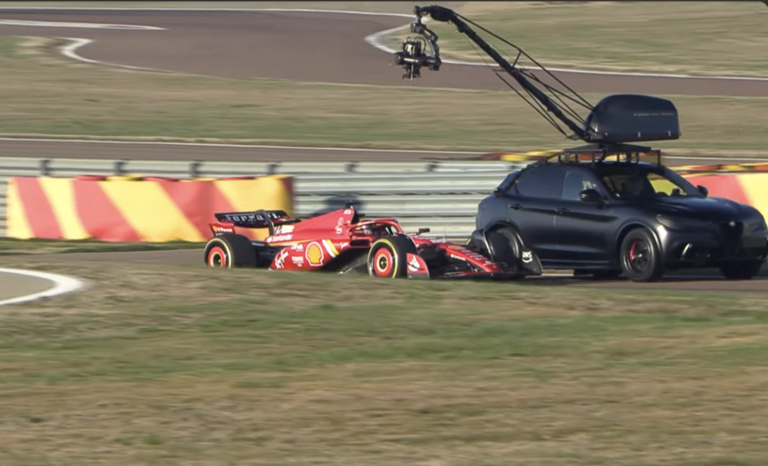 Ezek voltak az idei Ferrari első méterei – ezt látta a Fioranóba látogató tifosi a forgatásból (videó)