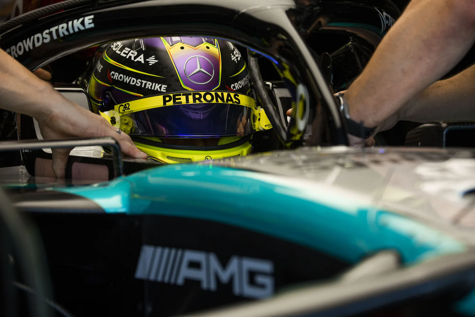 Lewis Hamilton, Bahrein, teszt, Mercedes