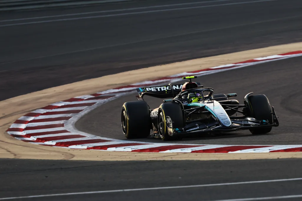 Lewis Hamilton, Mercedes, Bahrein, teszt