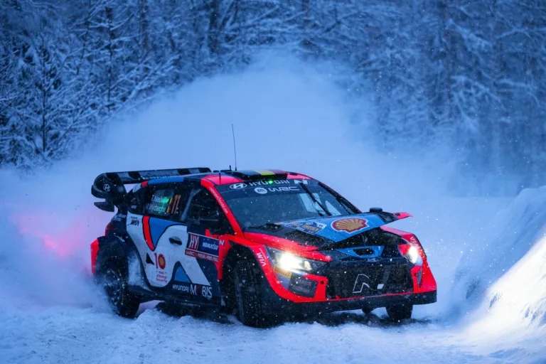 Lappi közel második győzelméhez Katsuta hibája után, Neuville cáfolta a vádakat a Svéd Rallyn