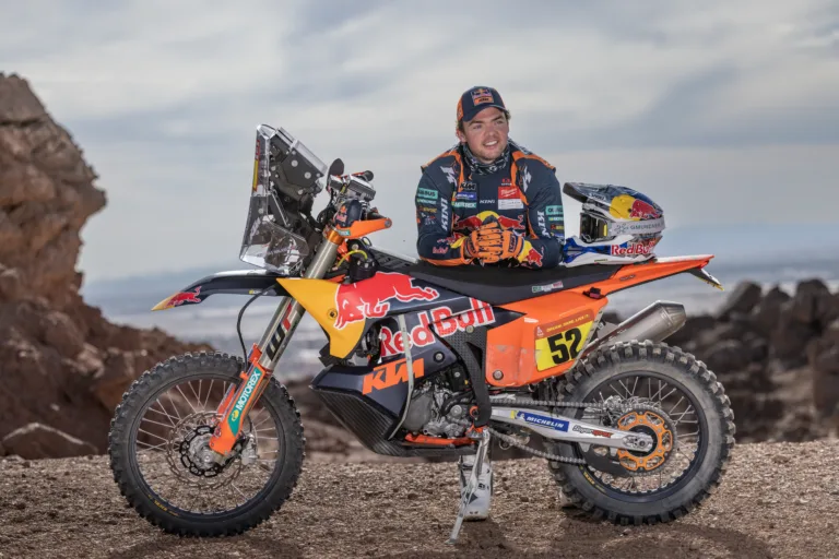 A bokáját 30 darabra törő Matthias Walkner elhagyhatta a kórházat, de karrierjének folytatása kérdéses