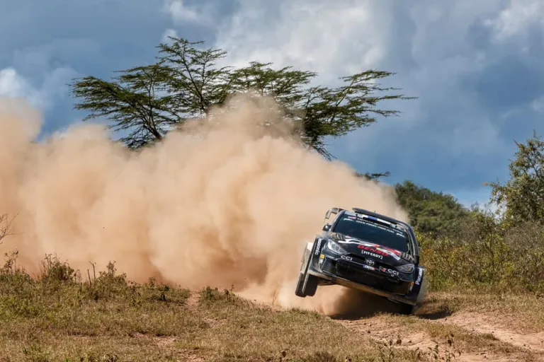 Rovanpera diktálta a tempót a Szafari Rallyn péntek délelőtt, többen is bajba kerültek