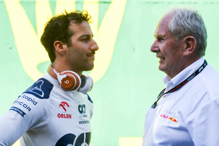 Marko ismét lecsapott, ezúttal Ricciardo kapta meg tőle a magáét