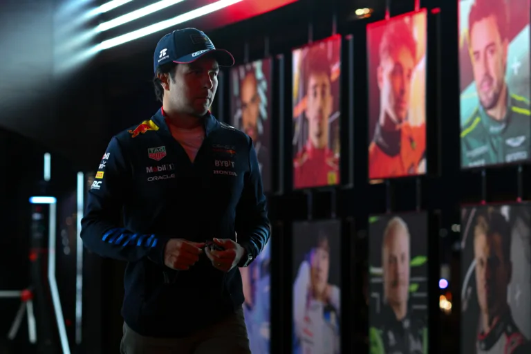 Verstappen álláspontja kezd körvonalazódni, de hogyan látja csapattársa a Red Bull belviszályát?