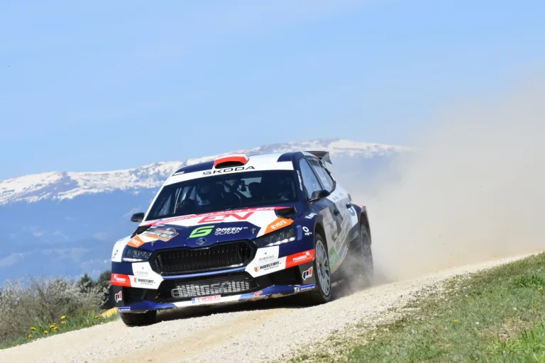 Simon Wagner jól kezdené az ERC-szezont a V-Híd Rally Hungaryn