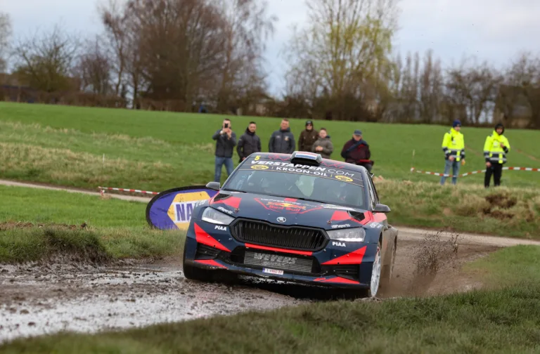 Verstappen nem látott a porban, Pryce nyerte a Brit Rally Bajnokság második versenyét