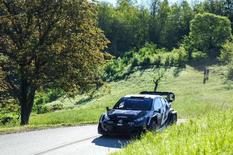 Akár mindent megnyerhet a Toyota a Horvát Rallyn a drámai vasárnapi verseny után