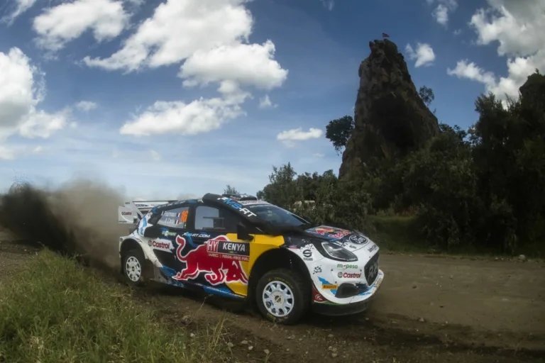 Pofonegyszerű műszaki megoldással nyert sokat a Ford és a Toyota