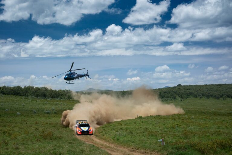 Thierry Neuville nyerni szeretne a Portugál Rallyn