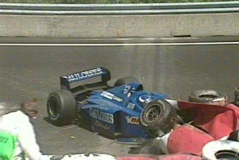 Prost azóta bánhatja, hogy honfitársa elkerülhető módon törte el mindkét lábát