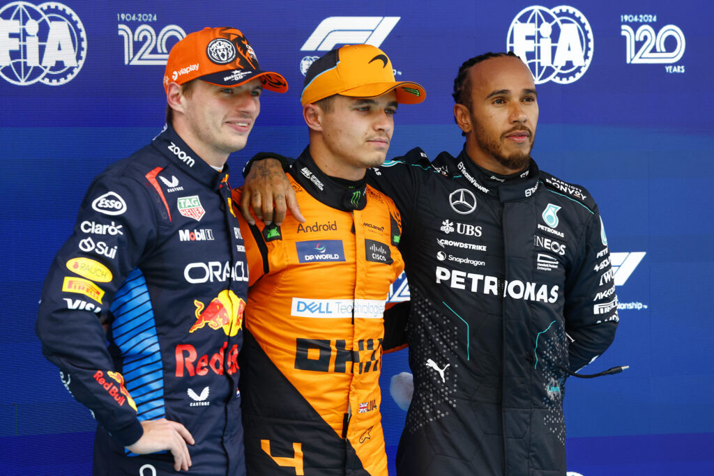 Verstappen, Norris, Hamilton, Red Bull, McLaren, Mercedes, Spanyol Nagydíj