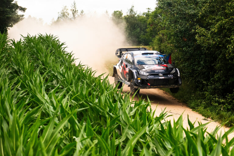 Rovanpera közel a futamgyőzelemhez, a Power Stage dönt a vasárnapi győztesről a Lengyel Rallyn