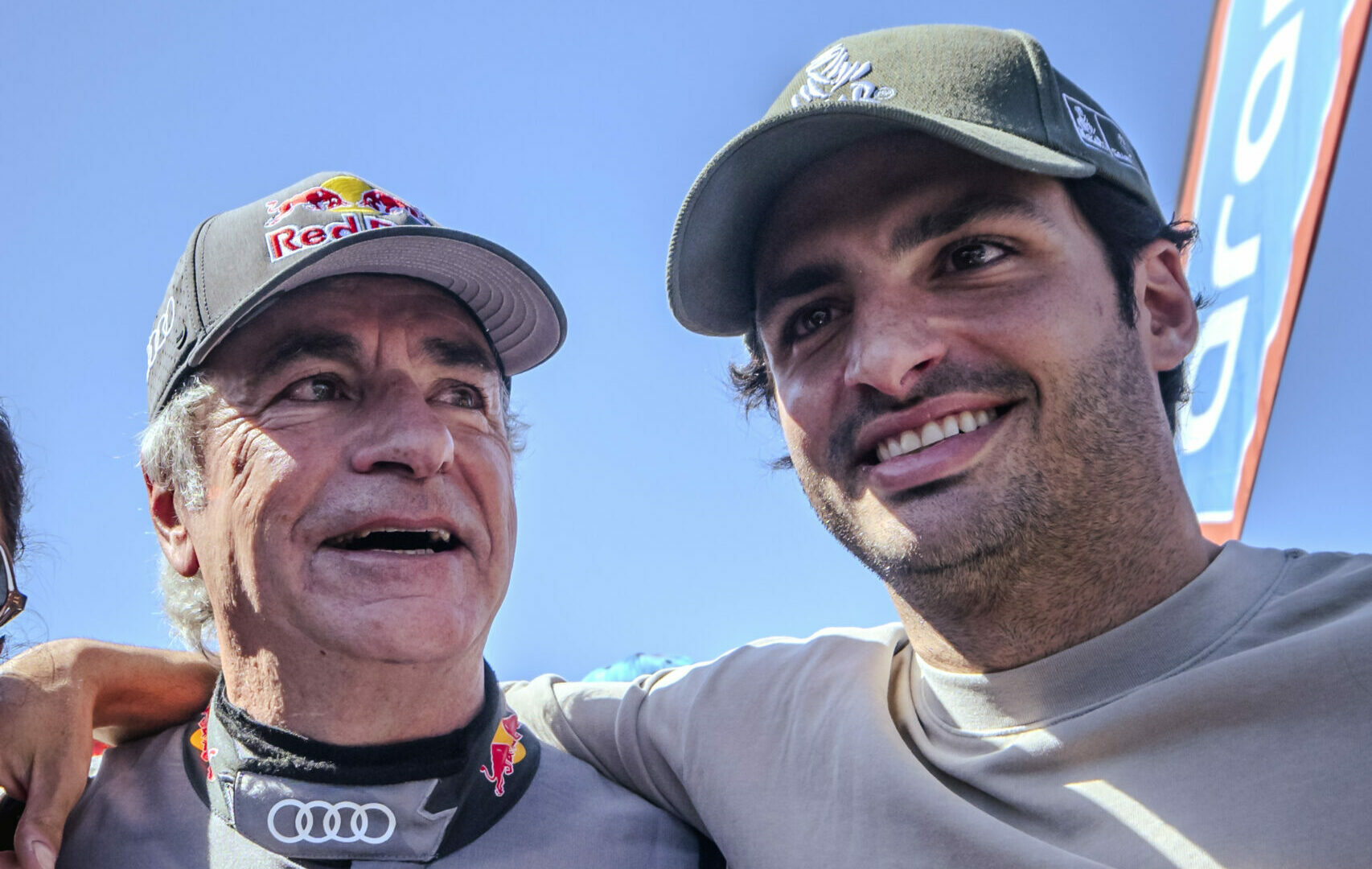 Carlos Sainz, Carlos Sainz Jr., Dakar