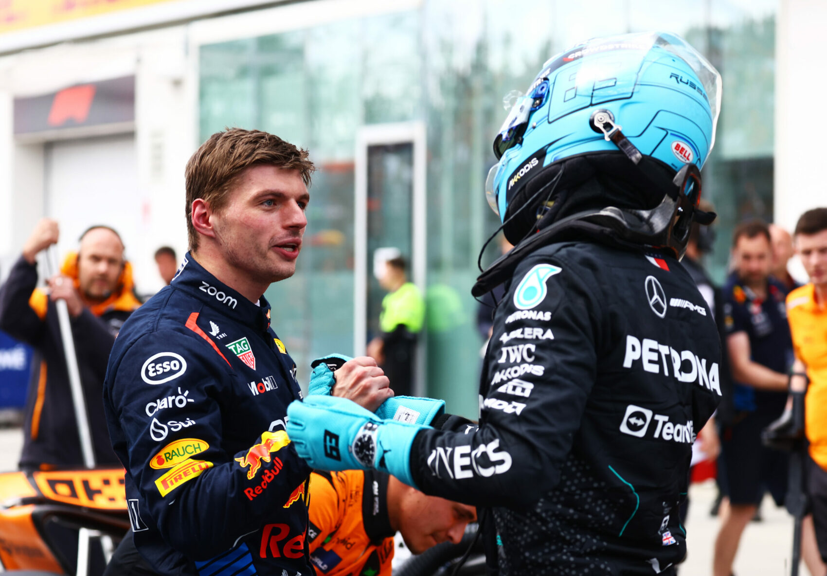 Verstappen, Russell, Red Bull, Mercedes, Kanadai Nagydíj