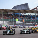 Mercedes, McLaren, Brit Nagydíj, rajt