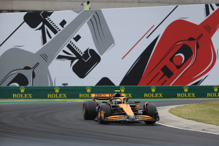 A McLaren tarolt, Pérez betlizett a két nagy balesetet hozó hungaroringi időmérőn