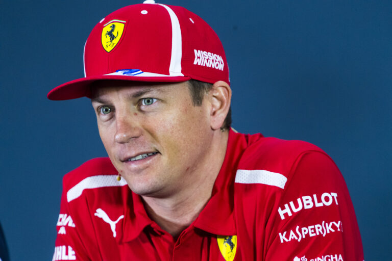 Kimi Räikkönennek is segített a coach, akit a Red Bull Pérez feljavításával bízott meg