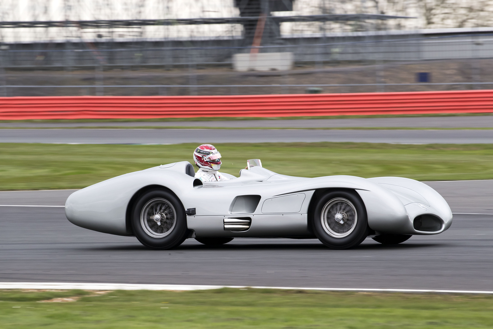 Mercedes W196R, Lewis Hamilton, Silverstone